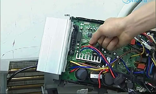 龙里美的空调电话是多少